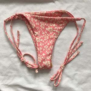 NWOT Juniors Size M Romwe Bikini Bottom